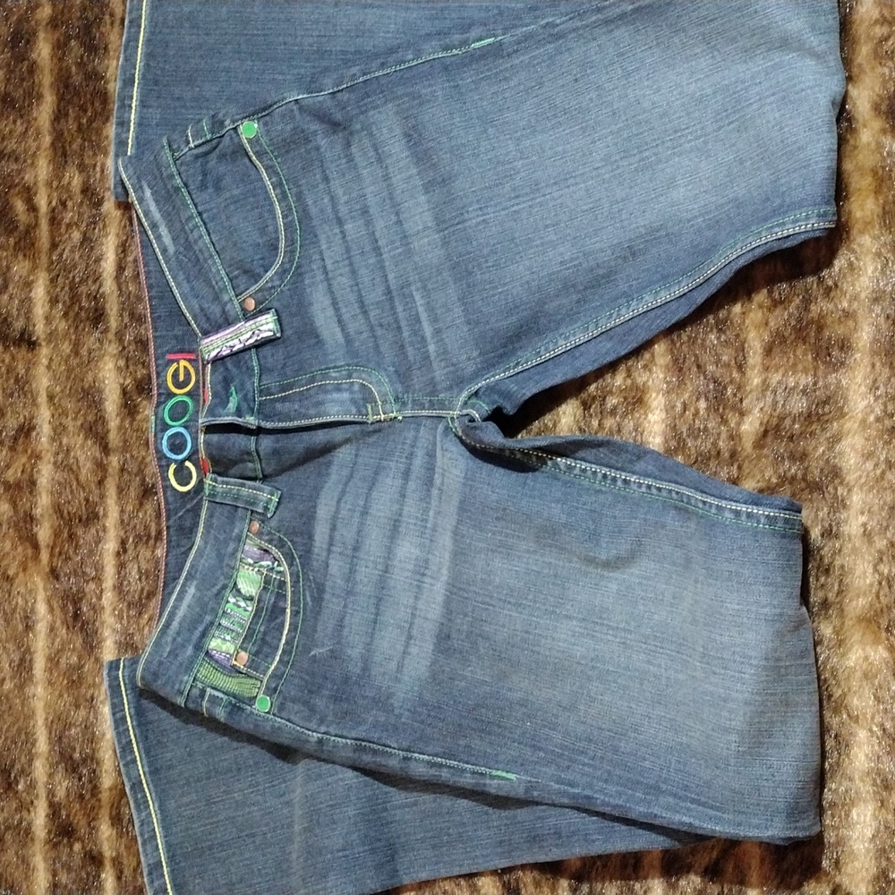 Retro - Picture 1 of 6